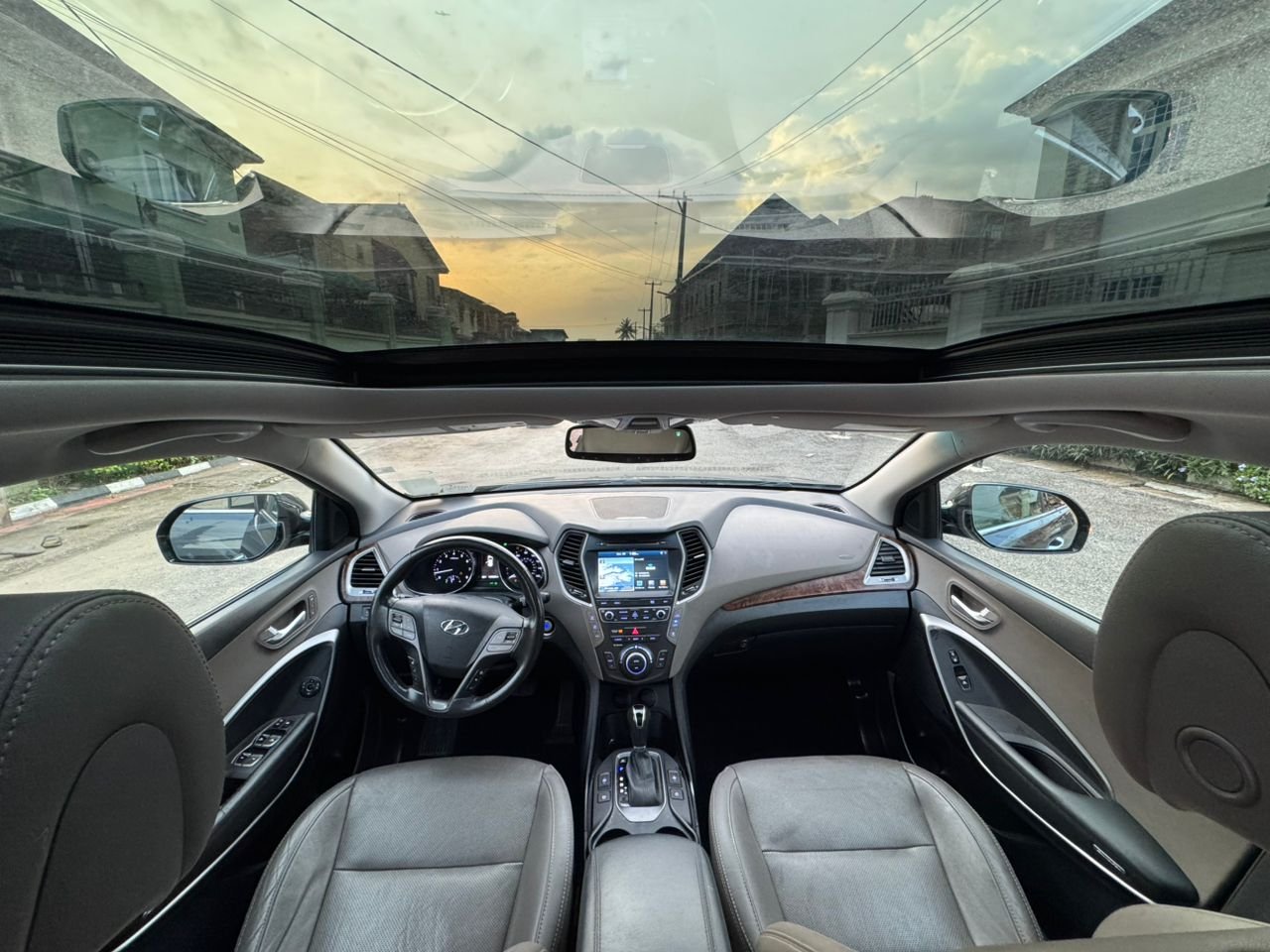 2017 Hyundai Santa FE Limited (ULTIMATE) image 7