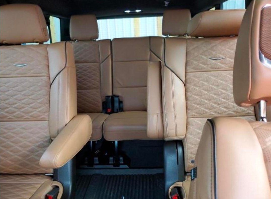 2021  Cadillac Escalade image 9