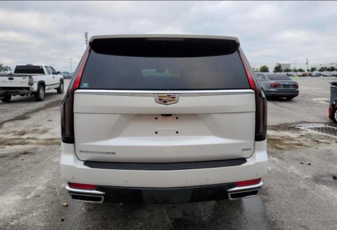 2021  Cadillac Escalade image 6