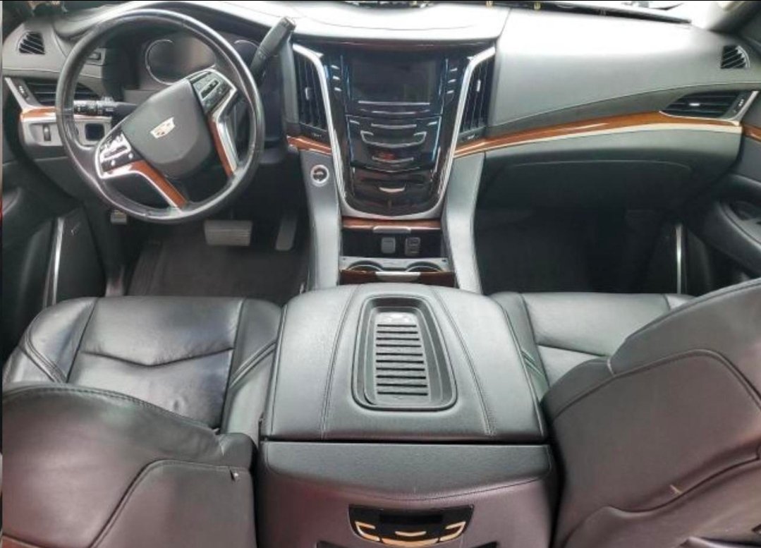 19/20 Cadillac Escalade image 9