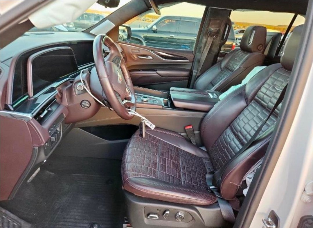 2021  Cadillac Escalade image 6