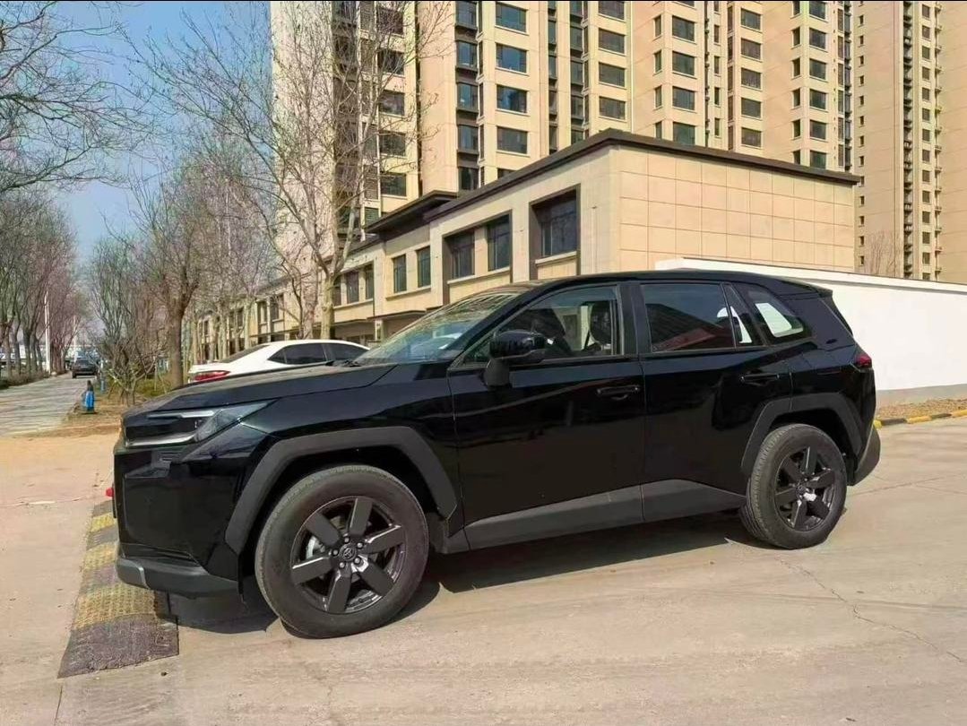 2026 Toyota Rav4 (Pre-Order) image 3
