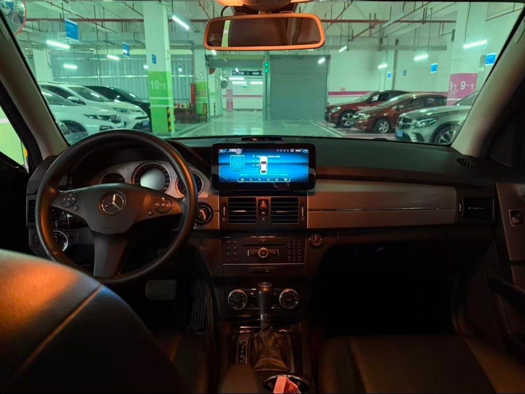 2012 Mercedes-Benz GLK350 (Pre-Order) image 7