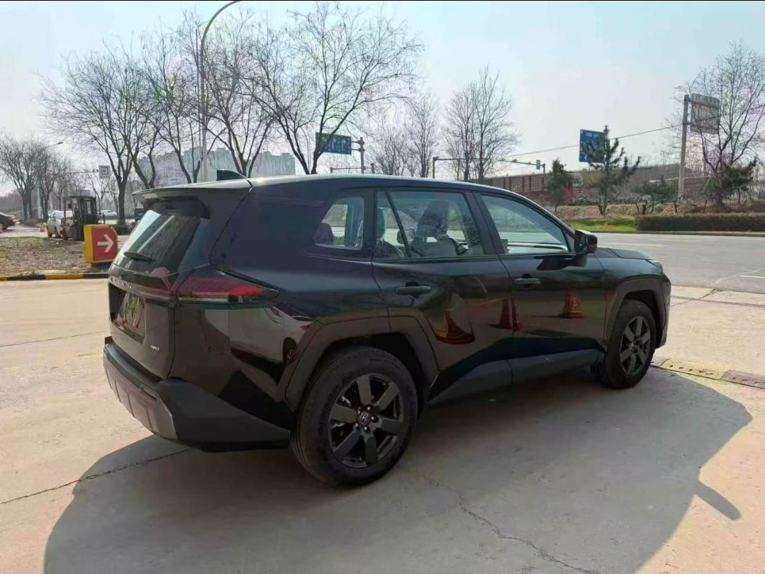 2026 Toyota Rav4 (Pre-Order) image 6