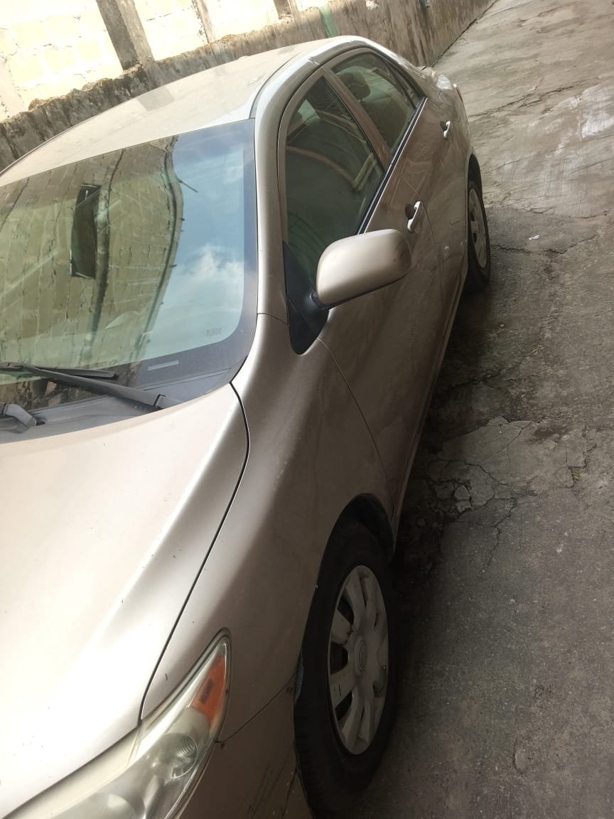 2008 Toyota Corolla LE image 3