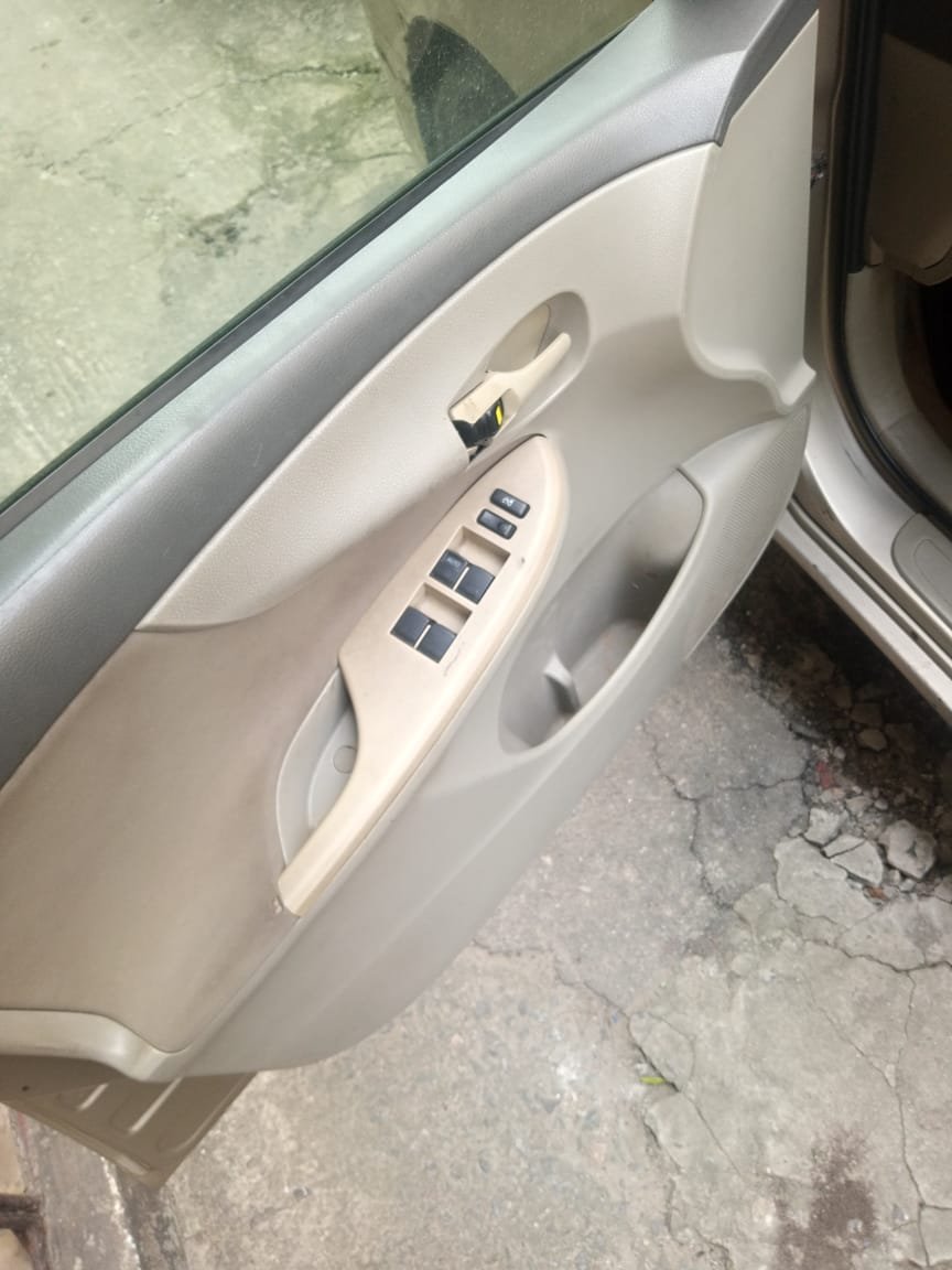 2008 Toyota Corolla LE image 8