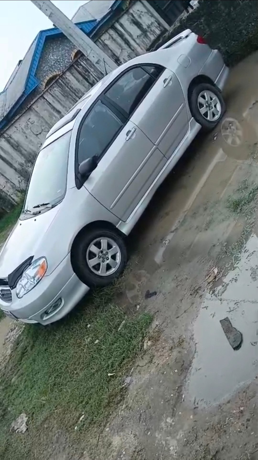 2004 Toyota Corolla image 6